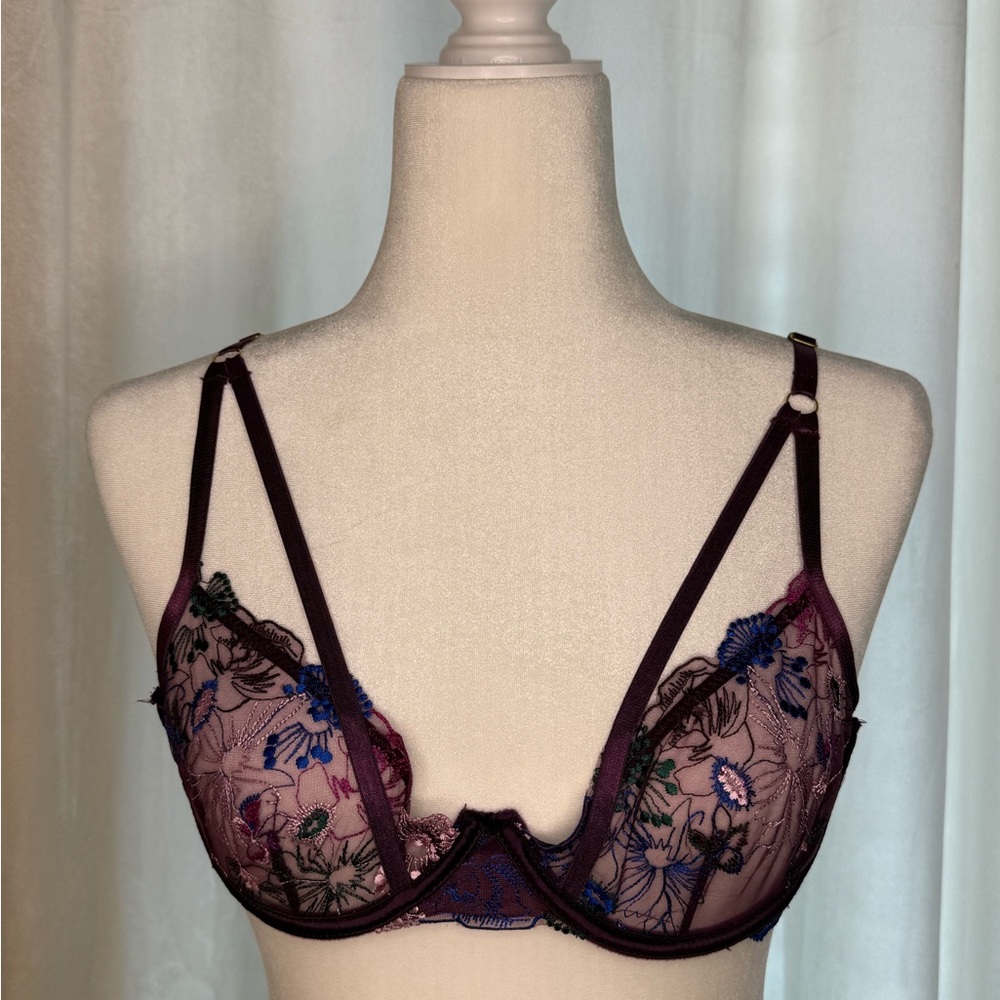 Agent Provocateur Purple Lace Bra with Scalloped Edges
